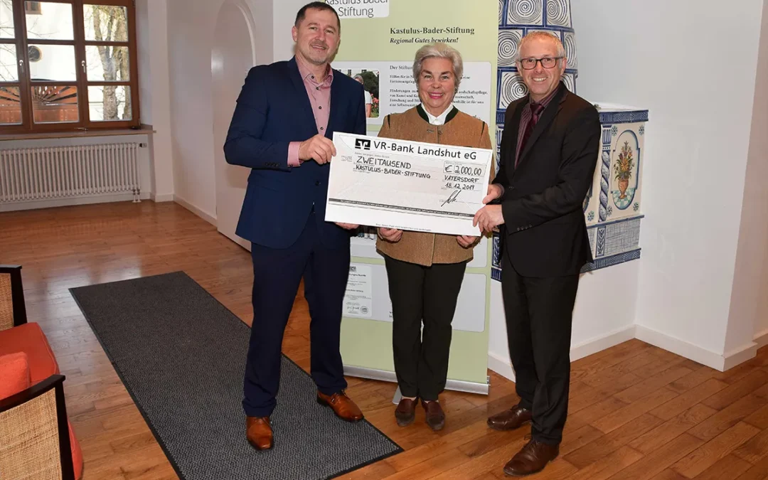 Elektro Scheubeck spendete 2000 Euro an die Kastulus-Bader-Stiftung 